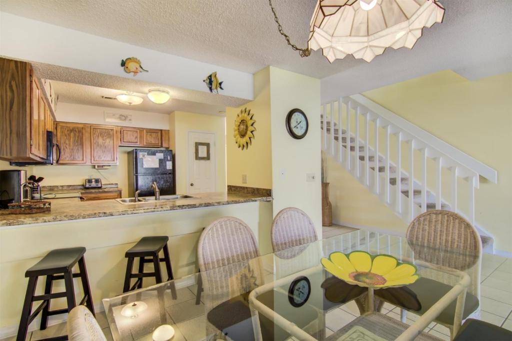 3 A Three Bedroom Townhome - image 3