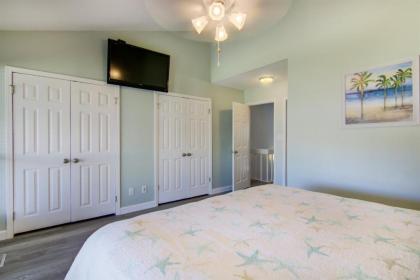 2 B Three Bedroom Townhome - image 10
