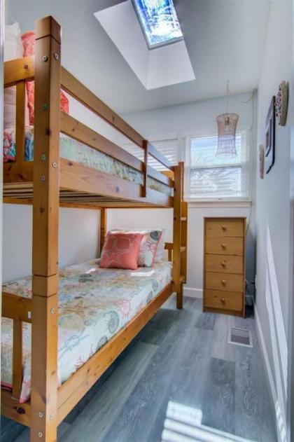 2 B Three Bedroom Townhome - image 14