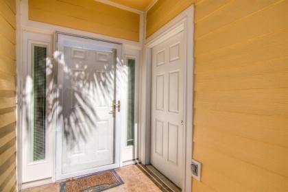 3 C Three Bedroom Townhome - image 11
