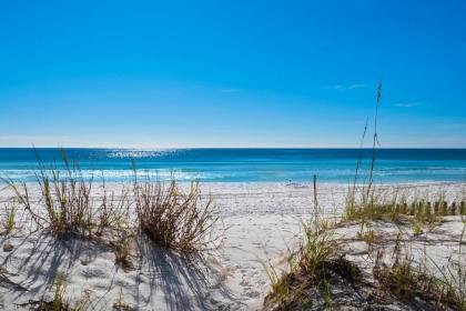 Little House on the Beach by RealJoy Vacations - image 7