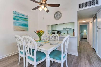 Sunny Miramar Villa Half Mi to Beach Access! - image 3