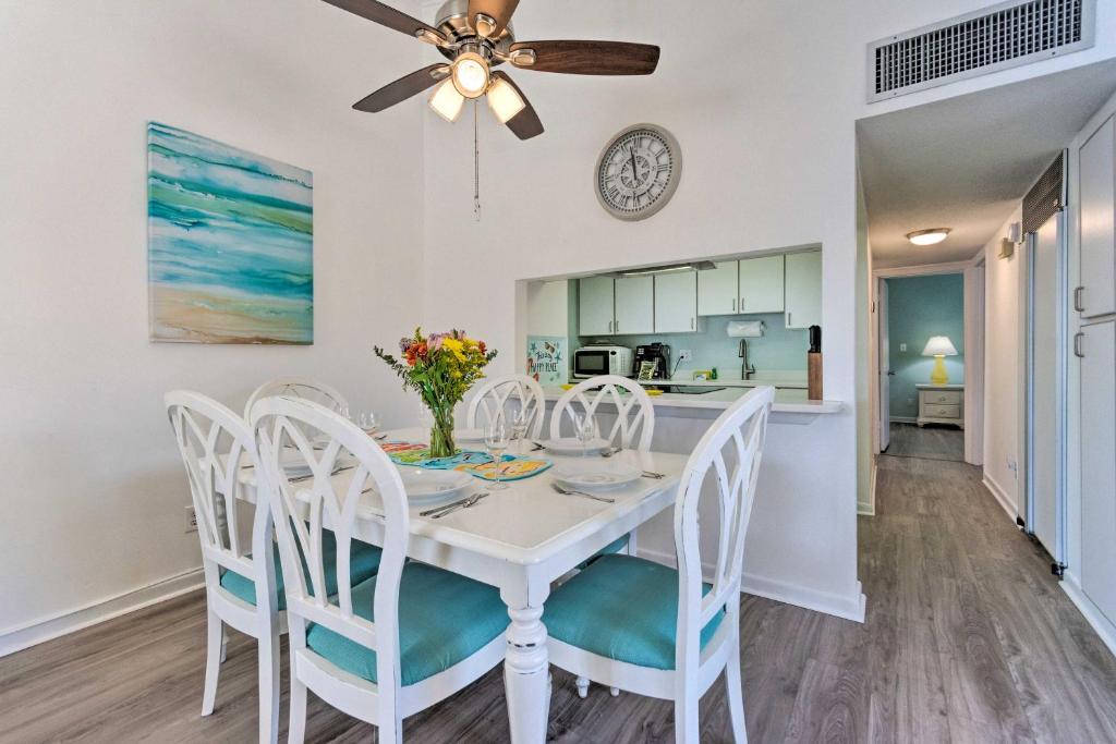 Sunny Miramar Villa Half Mi to Beach Access! - image 3