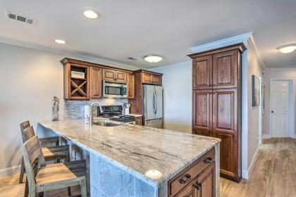 Chic Miramar Beach Condo with Pool Access! - image 11