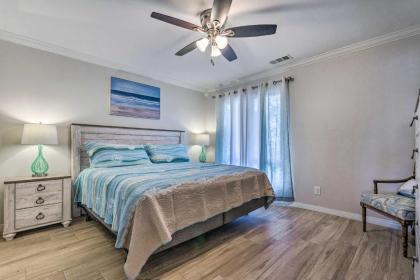 Chic Miramar Beach Condo with Pool Access! - image 16
