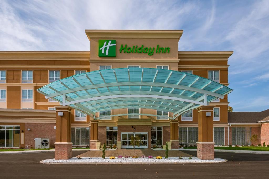 Holiday Inn Mishawaka an IHG Hotel - main image
