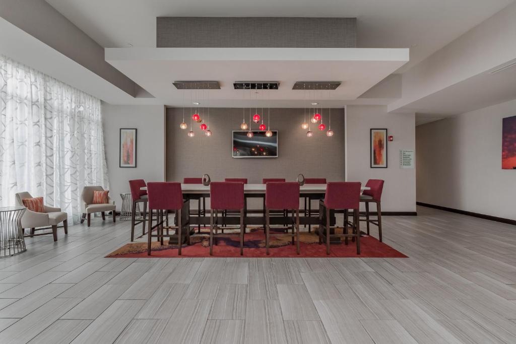 Holiday Inn Mishawaka an IHG Hotel - image 6