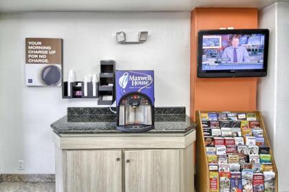 Motel 6-Mission TX - image 7