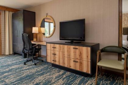 DoubleTree by Hilton Missoula Edgewater - image 11