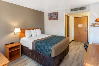 Econo Lodge Missoula - image 4