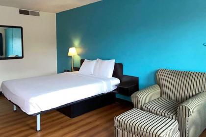 Travelodge Inn & Suites by Wyndham Missoula University Park - image 3