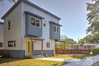 Modern Missoula Townhome with Deck- 2 Mi to Downtown - image 15