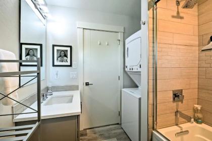 Modern Missoula Townhome with Deck- 2 Mi to Downtown - image 4