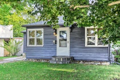 Clean Comfy and Cozy Missoula Home Short Walk to UM - image 9