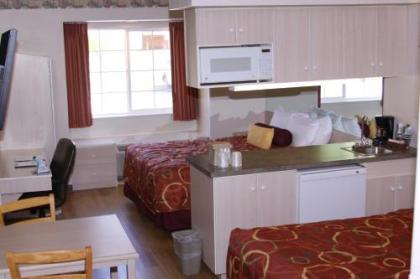 River Canyon Lodge - image 3