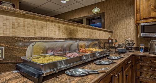 Best Western Plus Canyonlands Inn - image 2