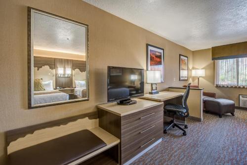 Best Western Plus Canyonlands Inn - image 5