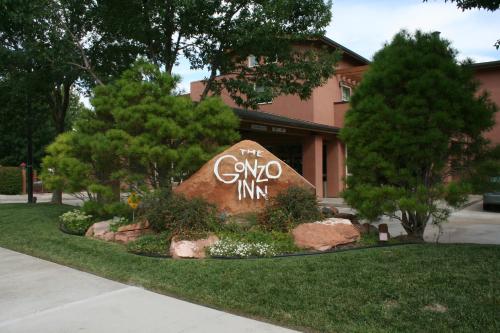 The Gonzo Inn - main image