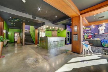 The Gonzo Inn - image 6
