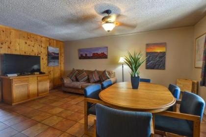 Rustic Inn - image 5