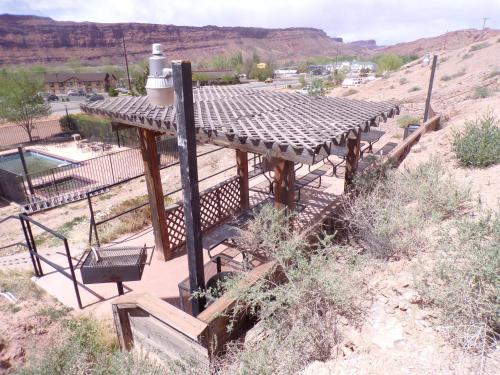 Moab Gateway Inn at Arches Nat'l Park - image 3