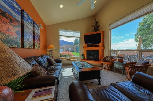 Rim Village R4 - main image