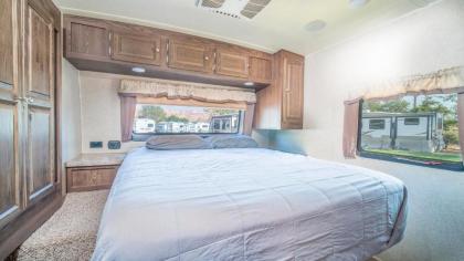 Outdoor Experience Glamping Trailer OK36 - image 37