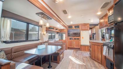 Outdoor Glamping Jayco RV OK53 - image 35