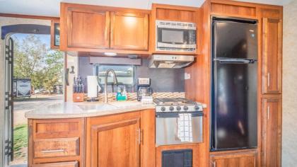 Outdoor Glamping Jayco RV OK53 - image 39
