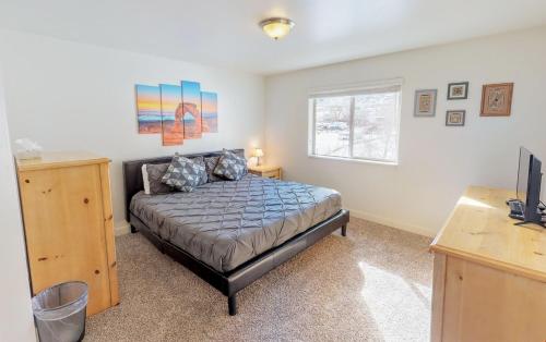 Red Cliff Condos ~ 6I - image 4