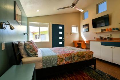 West 6   Kokopelli West studio. Downtown Location moab Utah