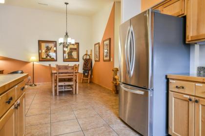 CW415   Great downtown location with a private hot tub and shared indoor pool moab Utah