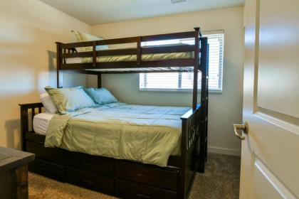RC6A - Ground floor condo. Sleeps 9. Close to Arches and Canyonlands NP - image 8