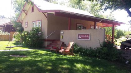 Violet at StellaRuby Cottages Utah