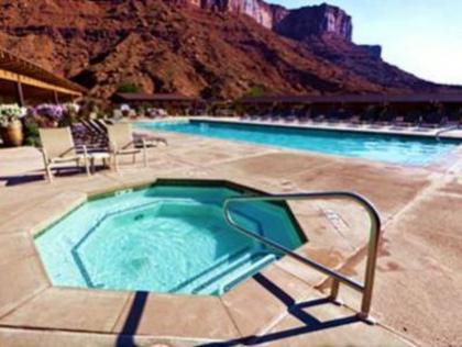 Red Cliffs Lodge - image 2