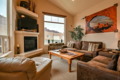 W3   moab get away and great price for the family Utah