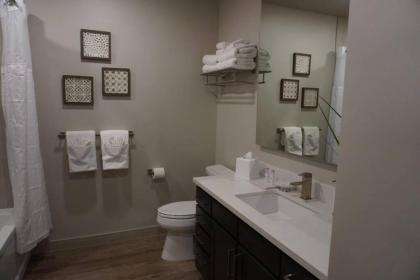 Courthouse Towers Haven at Sage Creek with Heated Pool - image 10
