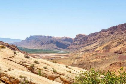 Landscape's Respite at Sage Creek with Heated Pool - image 6