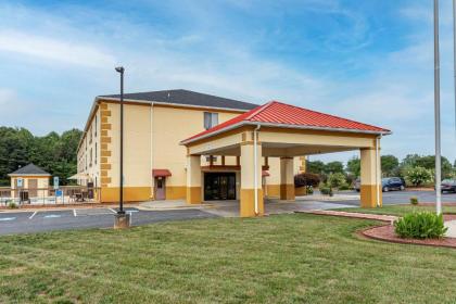 Comfort Inn  Suites mocksville I 40 mocksville