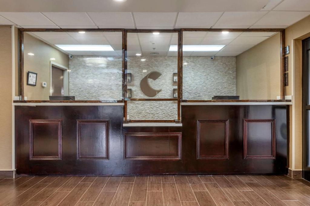Comfort Inn & Suites Mocksville I-40 - image 3