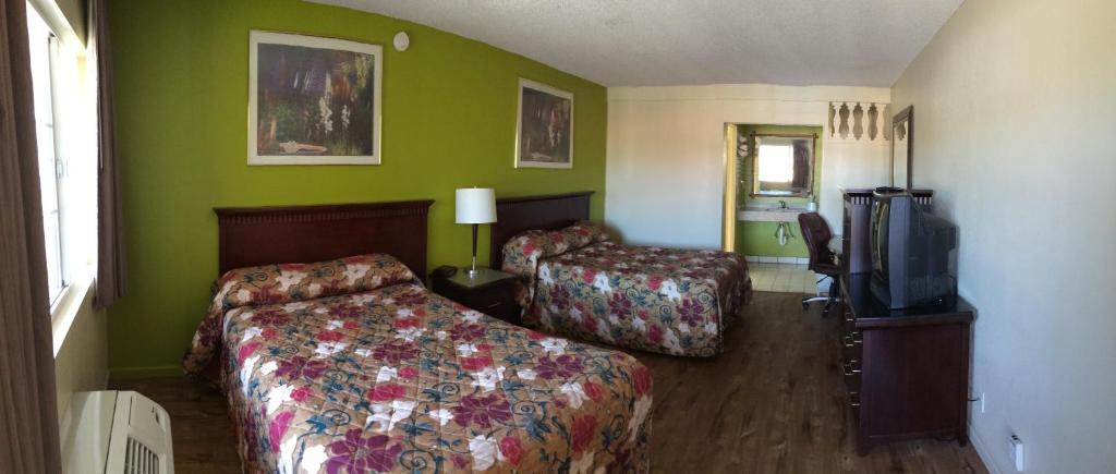 Discovery Inn - image 3