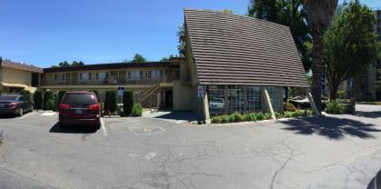 Discovery Inn - image 7
