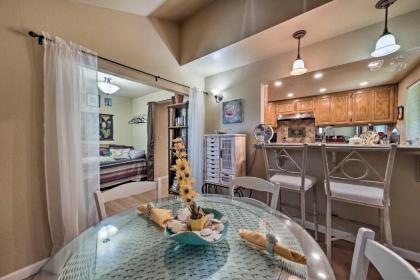 Deluxe Townhome with Deck 2 Mi to Downtown Modesto! - image 14