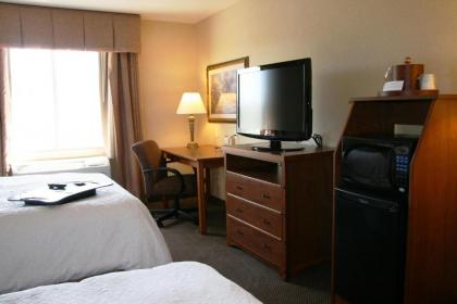 Hampton Inn Pittsburgh Area-Beaver Valley-Center Township - image 9