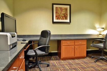 Holiday Inn Express Hotel & Suites Center Township an IHG Hotel - image 11