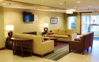 Holiday Inn Express Hotel & Suites Center Township an IHG Hotel - image 13