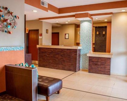 Comfort Suites Monaca - image 8