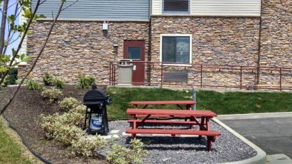 My Place Hotel-Pittsburgh North/Monaca PA - image 12