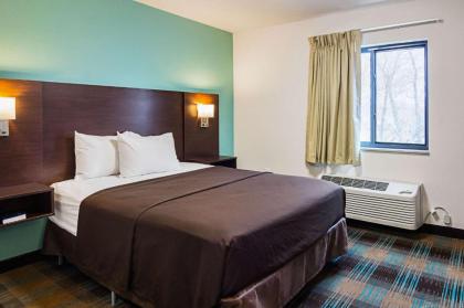 Suburban Extended Stay Hotel - image 2