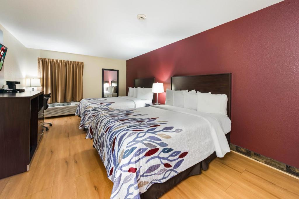 Red Roof Inn & Suites Monee - image 5